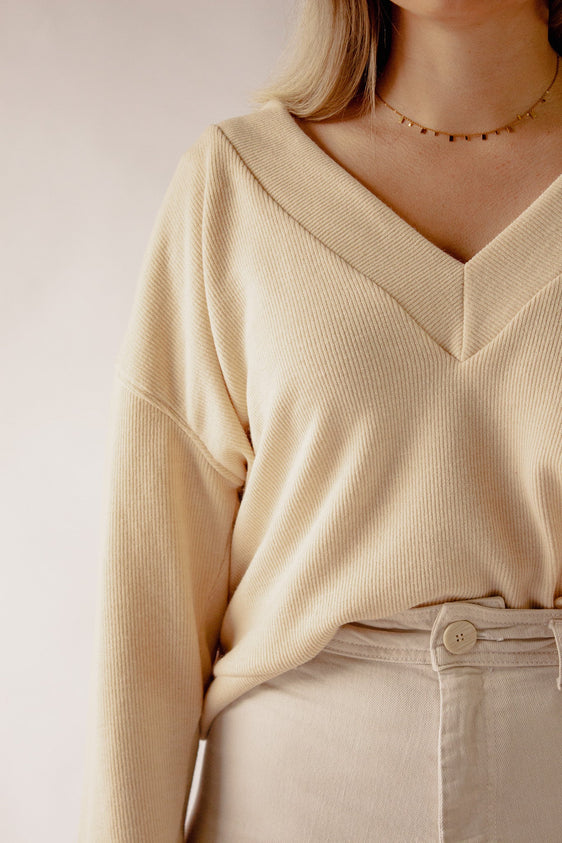 V - Neck Boxy Sweater - SixSeven By Ullman